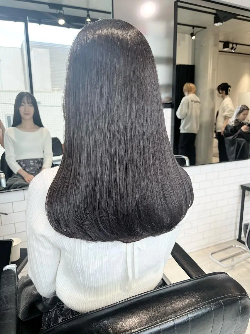 セミロング カラー パーマ ヘアアレンジ ヘアカラー トリートメント 透明感/オリーブ/ グレージュ/YUKAのヘアスタイル