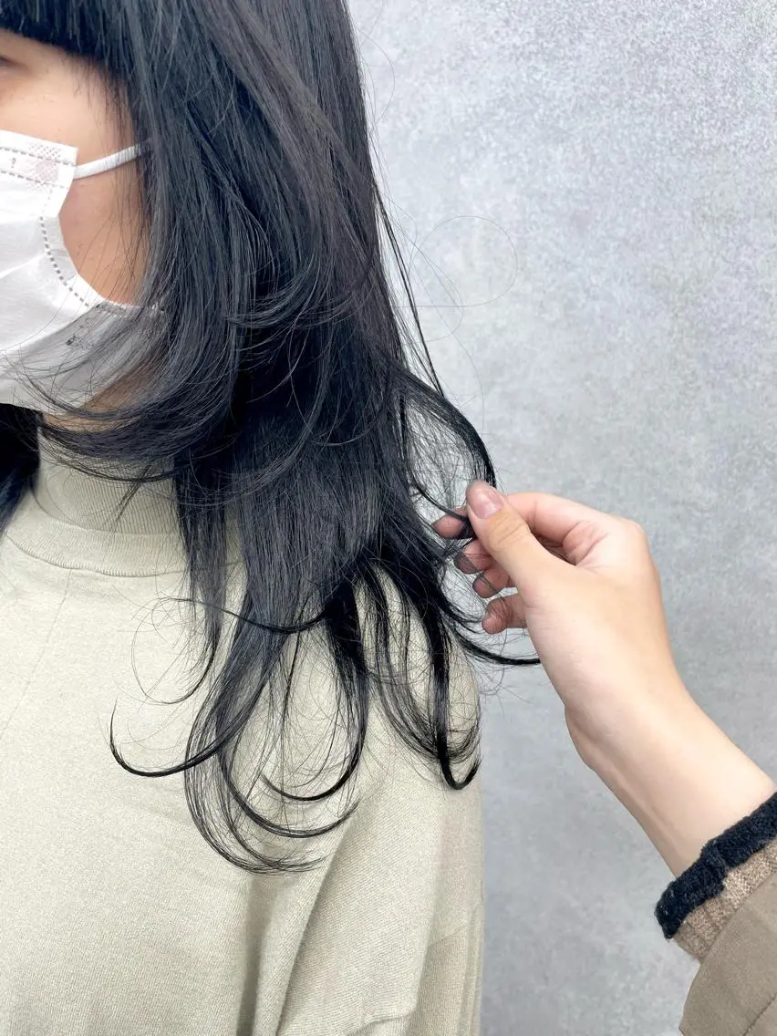 ロング カラー 黒髪 透明感カラー 口コミ高評価✨ 安達ももかのマツエク・マツパデザイン