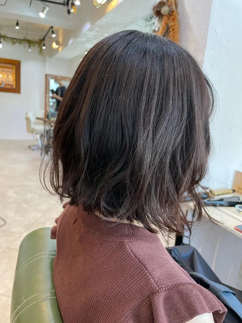 ミディアム カラー カット パーマ トリートメント 金子 しおりのヘアスタイル