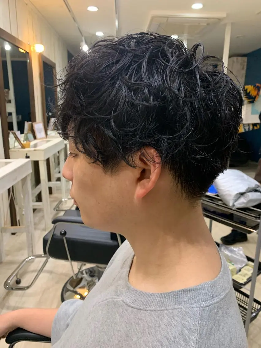 ショート パーマ 鷺谷 玲奈のヘアスタイル