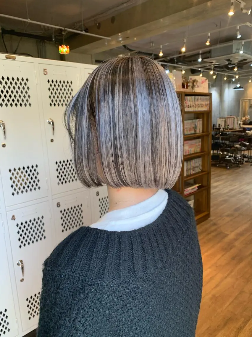 ショート カラー 安達 俊亮のヘアスタイル