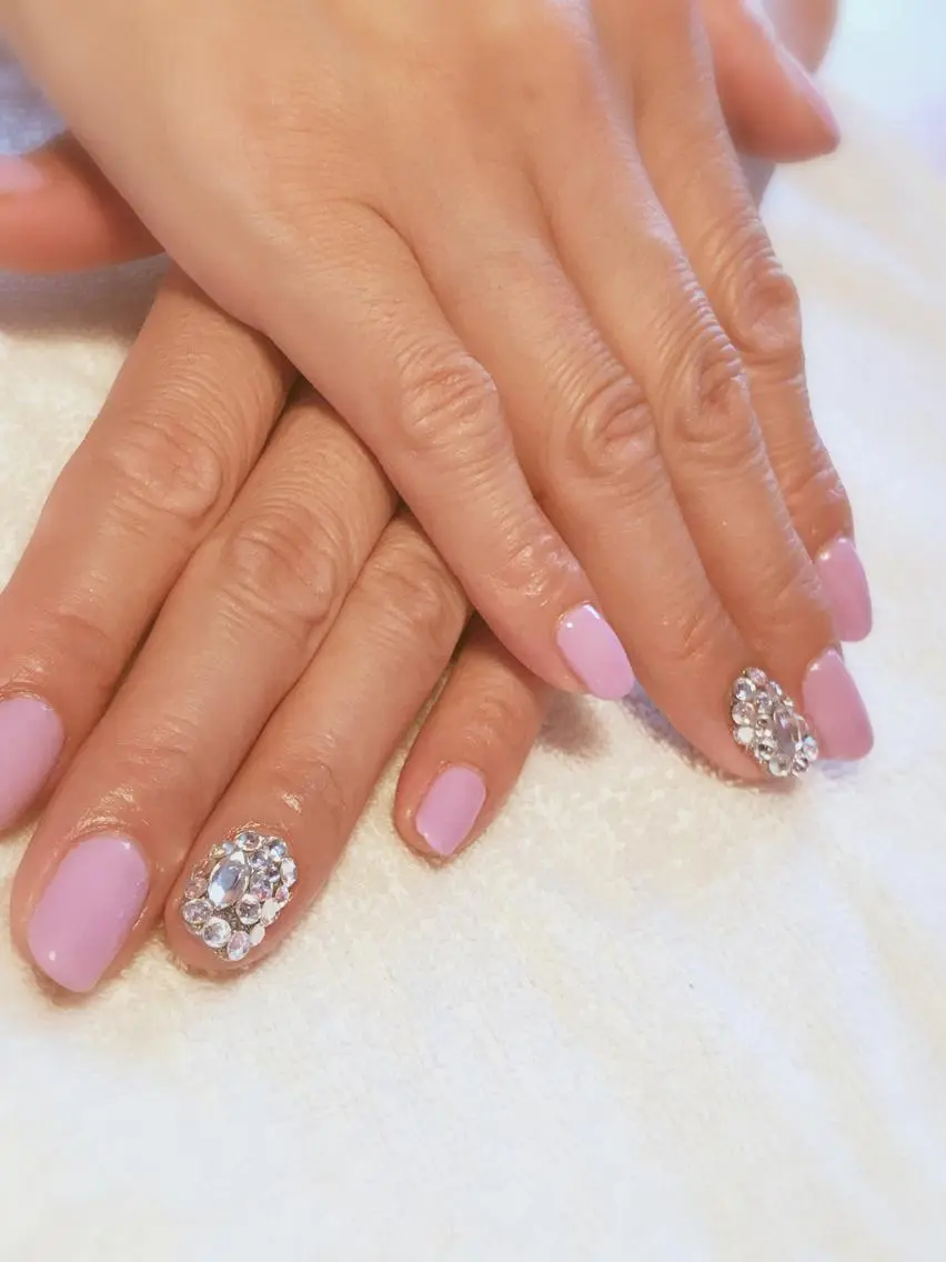 ネイル ワンカラーネイル ストーンネイル Era nailのネイルデザイン