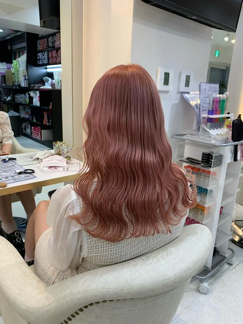 セミロング カラー パーマ ヘアアレンジ 結婚式・ブライダル アッシュ ベージュカラー 黒髪 ブリーチ 韓国ヘア×2way 🇰🇷和知拓郎のヘアスタイル