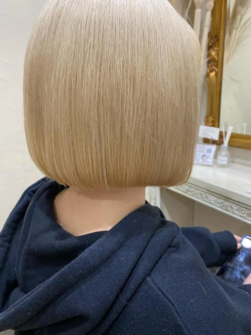 ショート ボブ カット ヘアカラー トリートメント 東田 恋のヘアスタイル