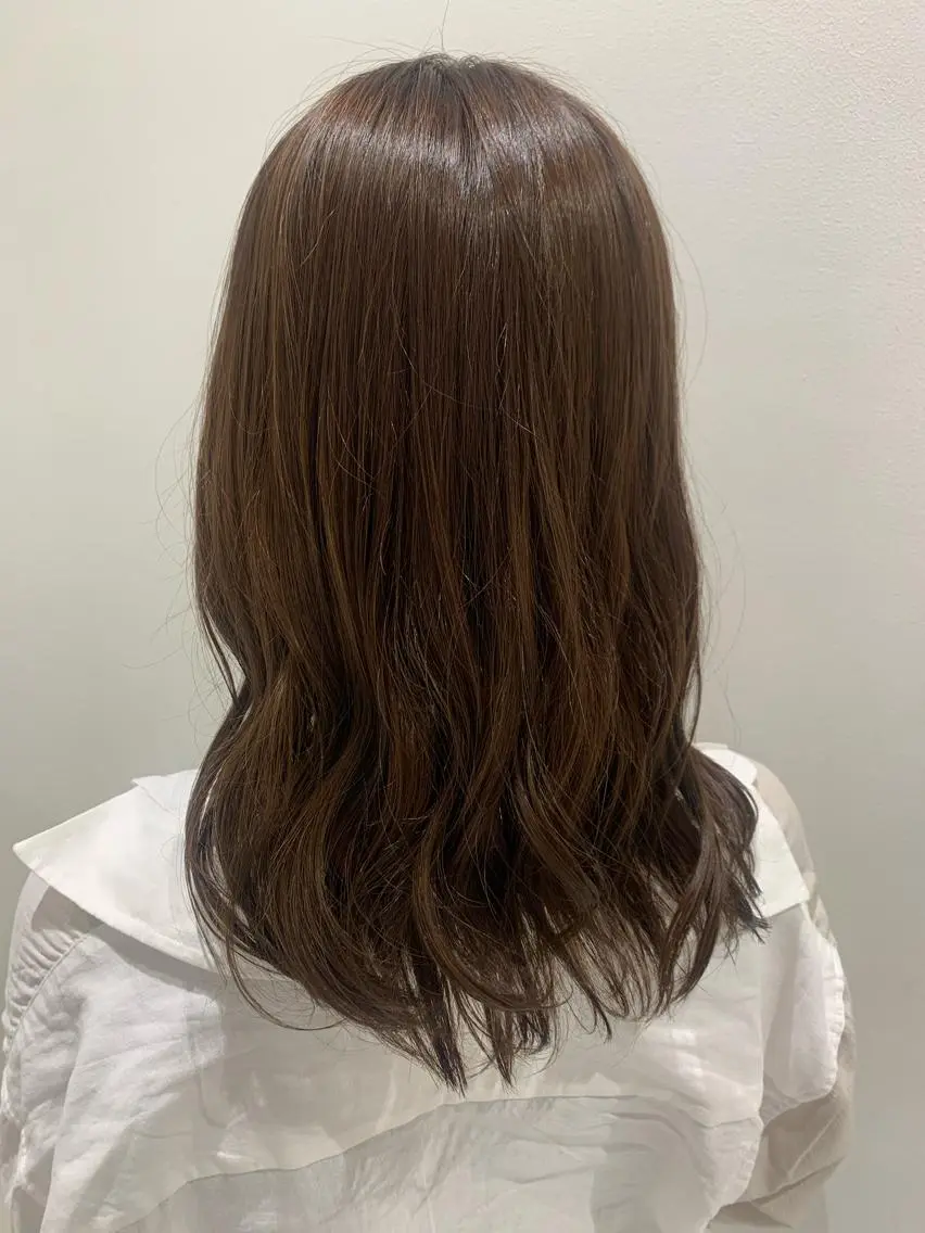 ミディアム カラー ヘアアレンジ 🐝岡本 柚葉🐝のヘアスタイル
