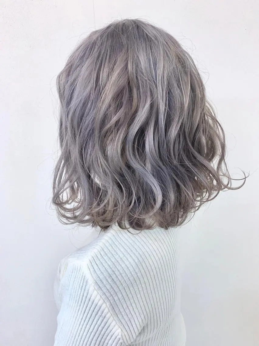 ミディアム 穐田 司樹のヘアスタイル