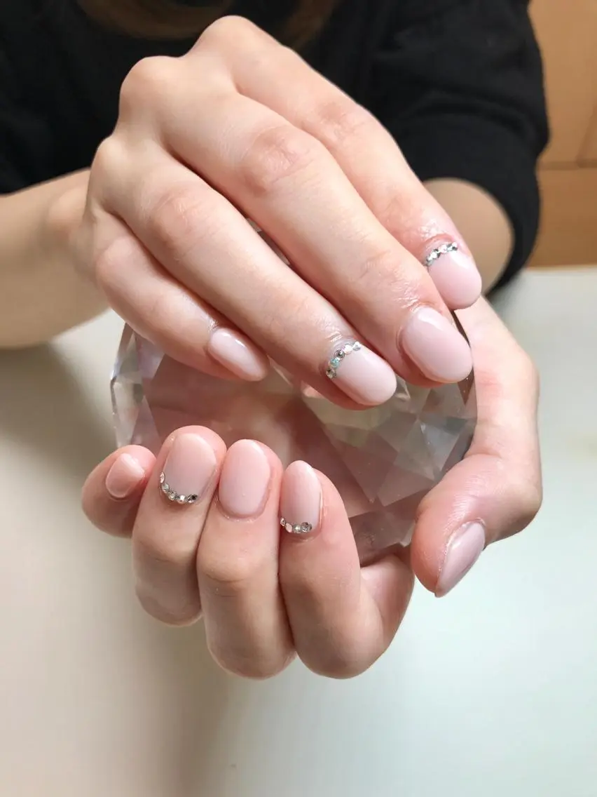 ネイル ストーンネイル 'mm  (ミリ) ＭＡＮＡＭＩのネイルデザイン