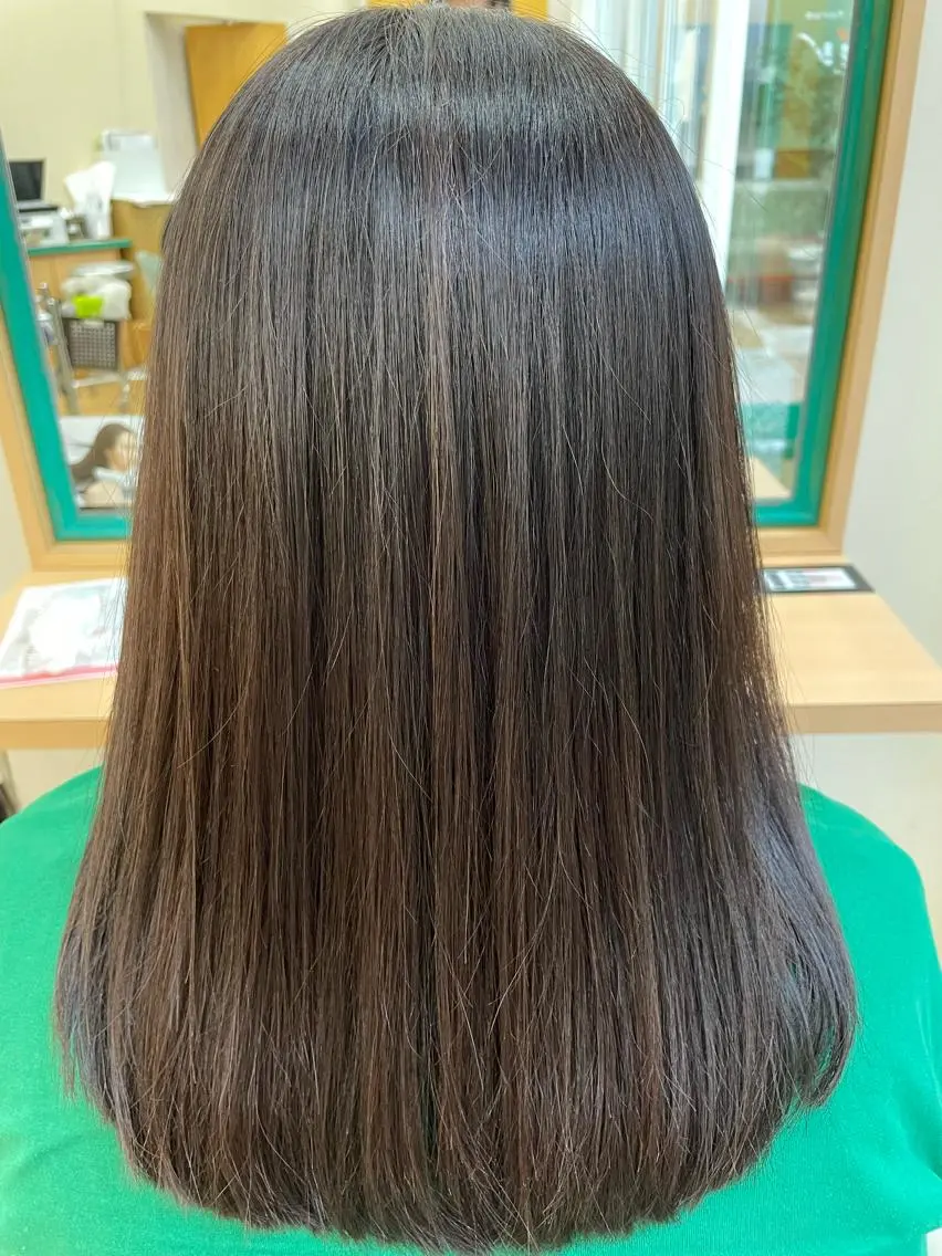 ロング カット ヘアカラー 福原 亜祐美のヘアスタイル