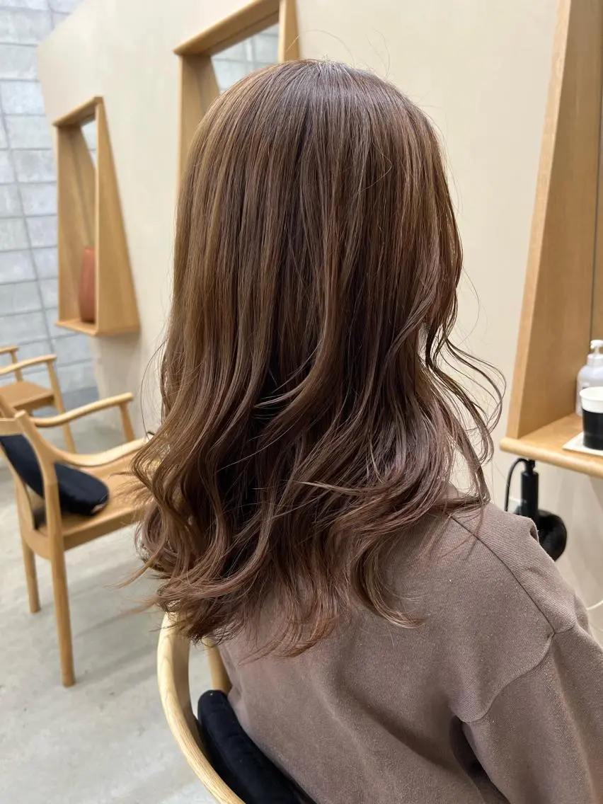 ロング カラー ベージュカラー ブラウンカラー ブラウンベージュ kento レイヤーカットのヘアスタイル