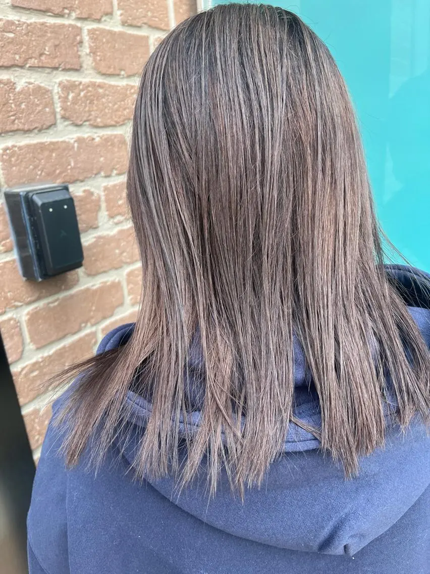 セミロング カラー パーマ ヘアアレンジ メンズ キッズ ネイル マツエク・マツパ アイブロウ メンズブリーチ メンズハイライト メンズインナーカラー メンズ韓国風 ブリーチ 久木原 ゆりのヘアスタイル