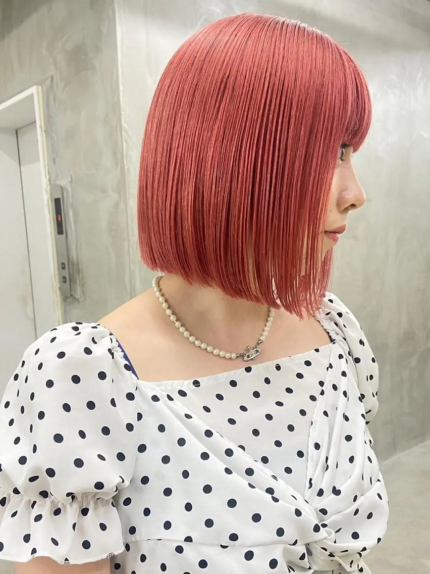 ショート カラー バレイヤージュ ブリーチ ケアブリーチ デザインカラー ダブルカラー スパイラルパーマ 🌐hina⭐️のヘアスタイル