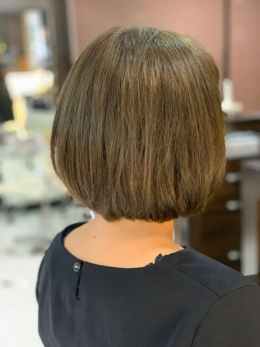 ショート カラー パーマ ヘアアレンジ ブリーチ グレージュ カーキグレージュ ブリーチなしカラー Merci メルシー 福岡、今泉のヘアスタイル