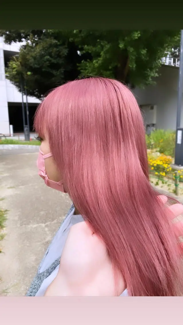 ロング カラー ブリーチ ケアブリーチ ピンクカラー トリートメント 鈴木/ボブ/ ミルクティー/ピンクのヘアスタイル