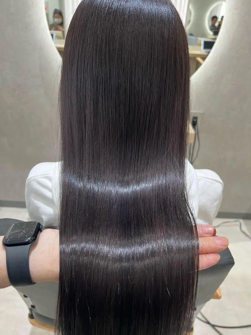 ロング カラー 髪質改善 韓国風ヘア カット トリートメント 韓国🇰🇷レイヤー 映える顔周り🩷のヘアスタイル