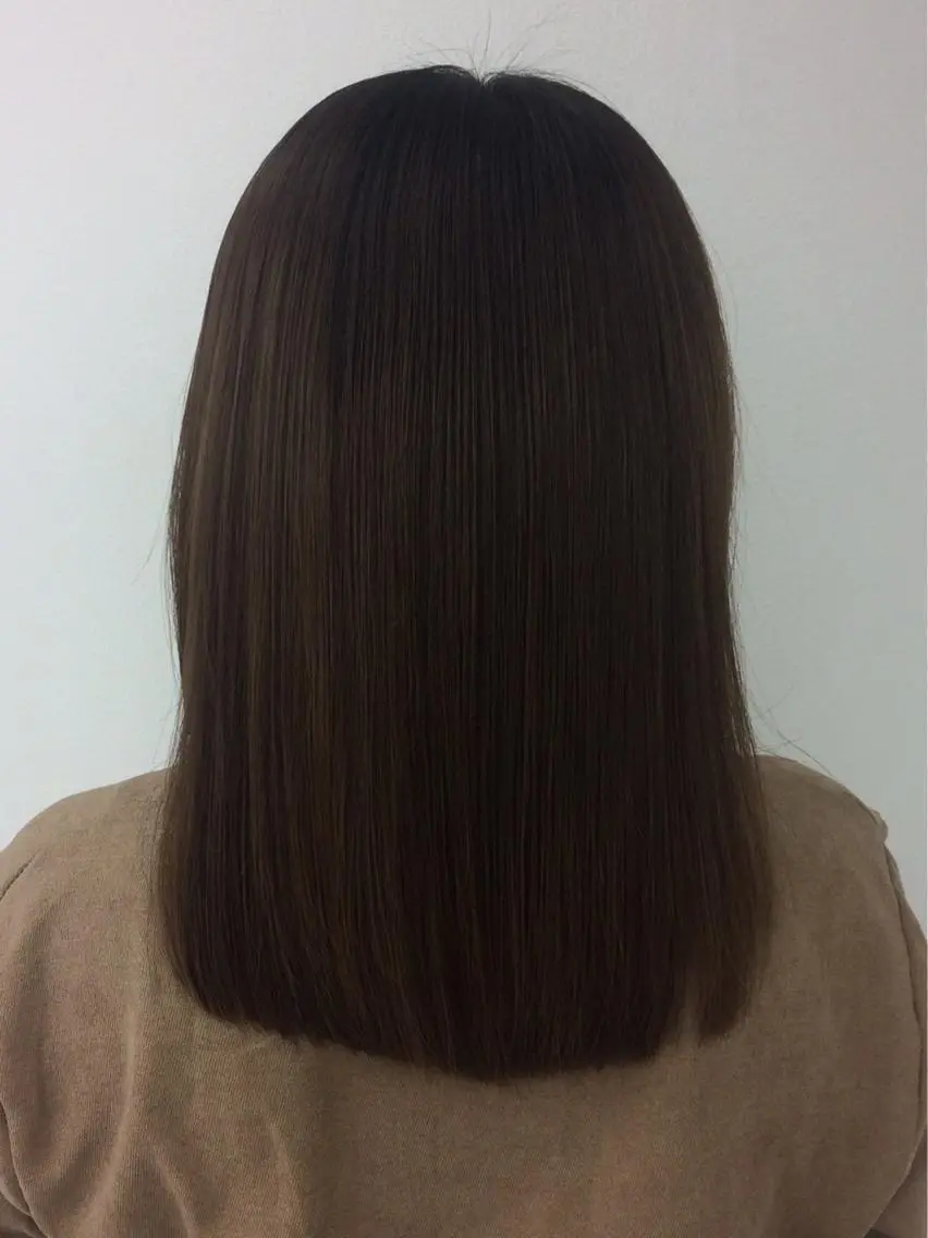 セミロング カラー Ash中目黒店 榊間茜のヘアスタイル