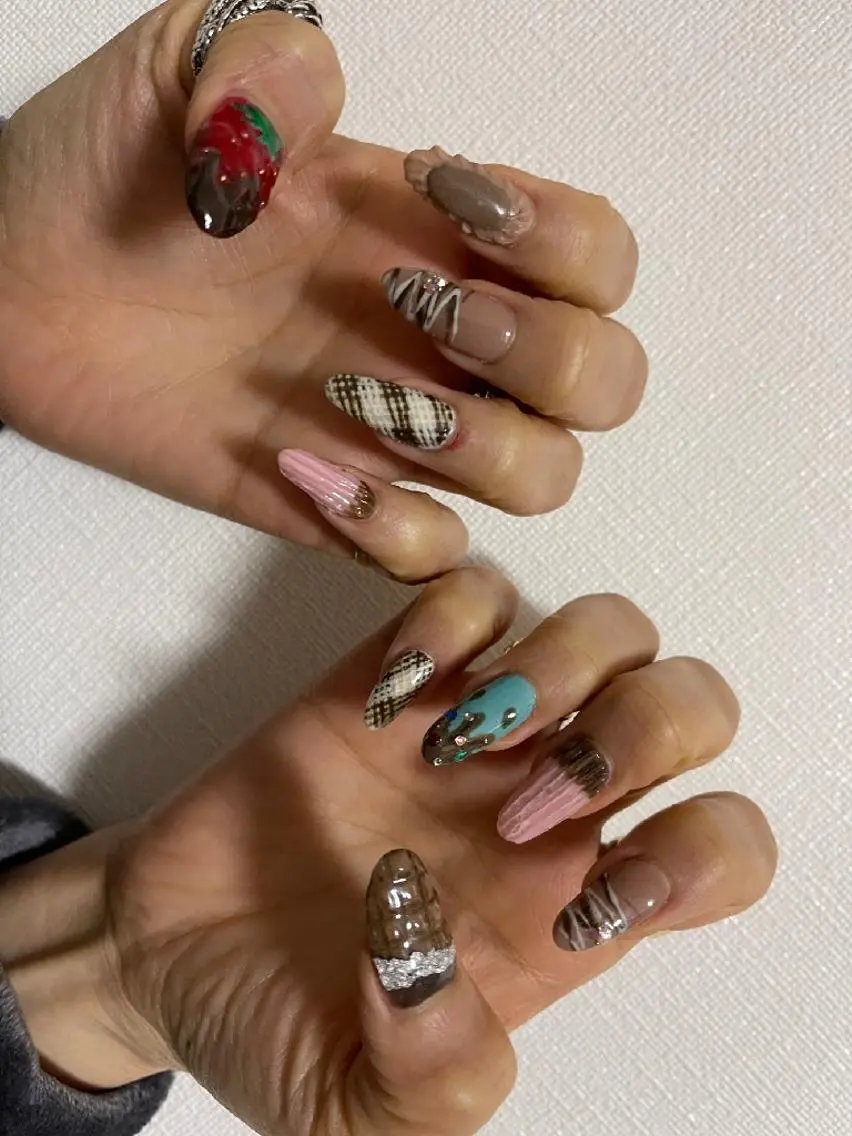 ネイル ハンドネイル NAIL_ROOM Rのネイルデザイン