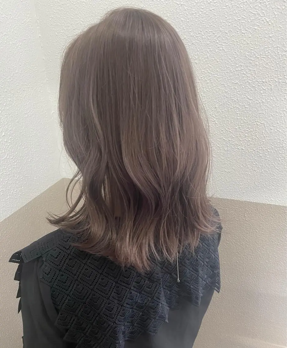 ミディアム YUKI / レイヤーカット🤍のヘアスタイル