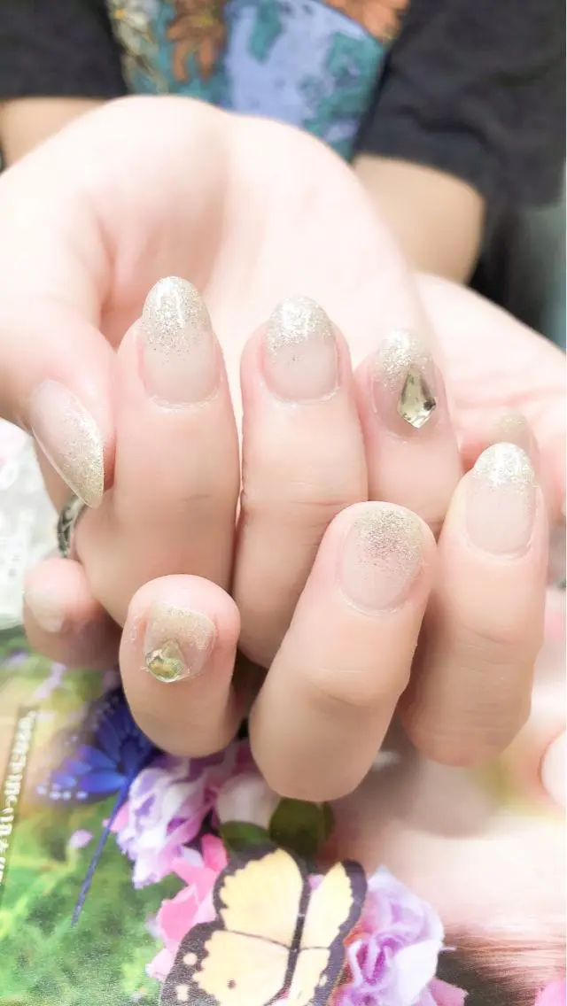 ネイル MoonNail ユリ🌸のネイルデザイン