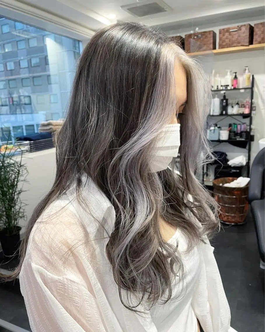 ロング カラー ミストバング  フェイスフレーミング RU RIのヘアスタイル