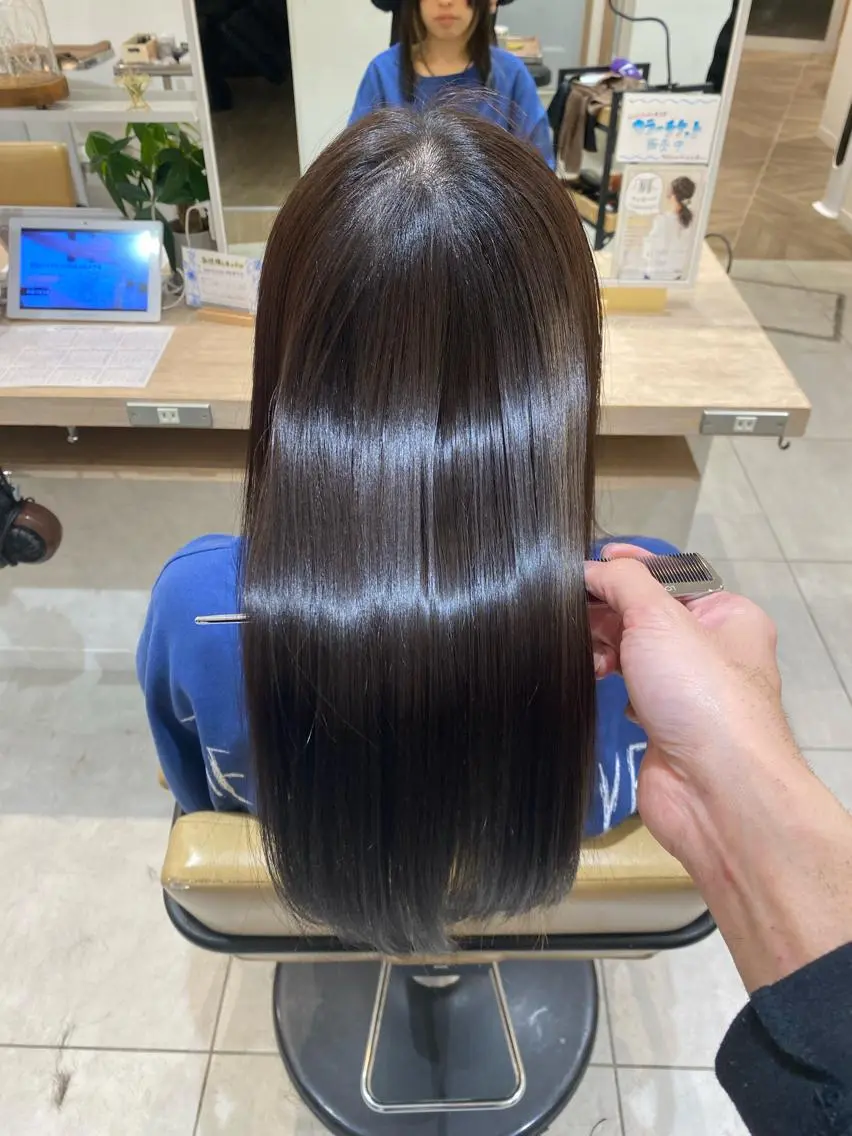 ミディアム カット トリートメント ⭐️⭐️縮毛矯正の スペシャリスト松本✨のヘアスタイル