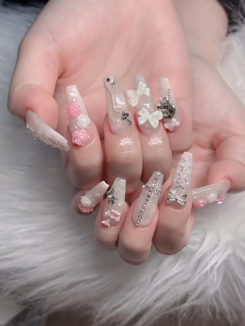 ネイル フレンチネイル ジェルネイル ハロウィン 韓国ネイル マグネットネイル ハンドネイル H.baby Nail Salonのネイルデザイン