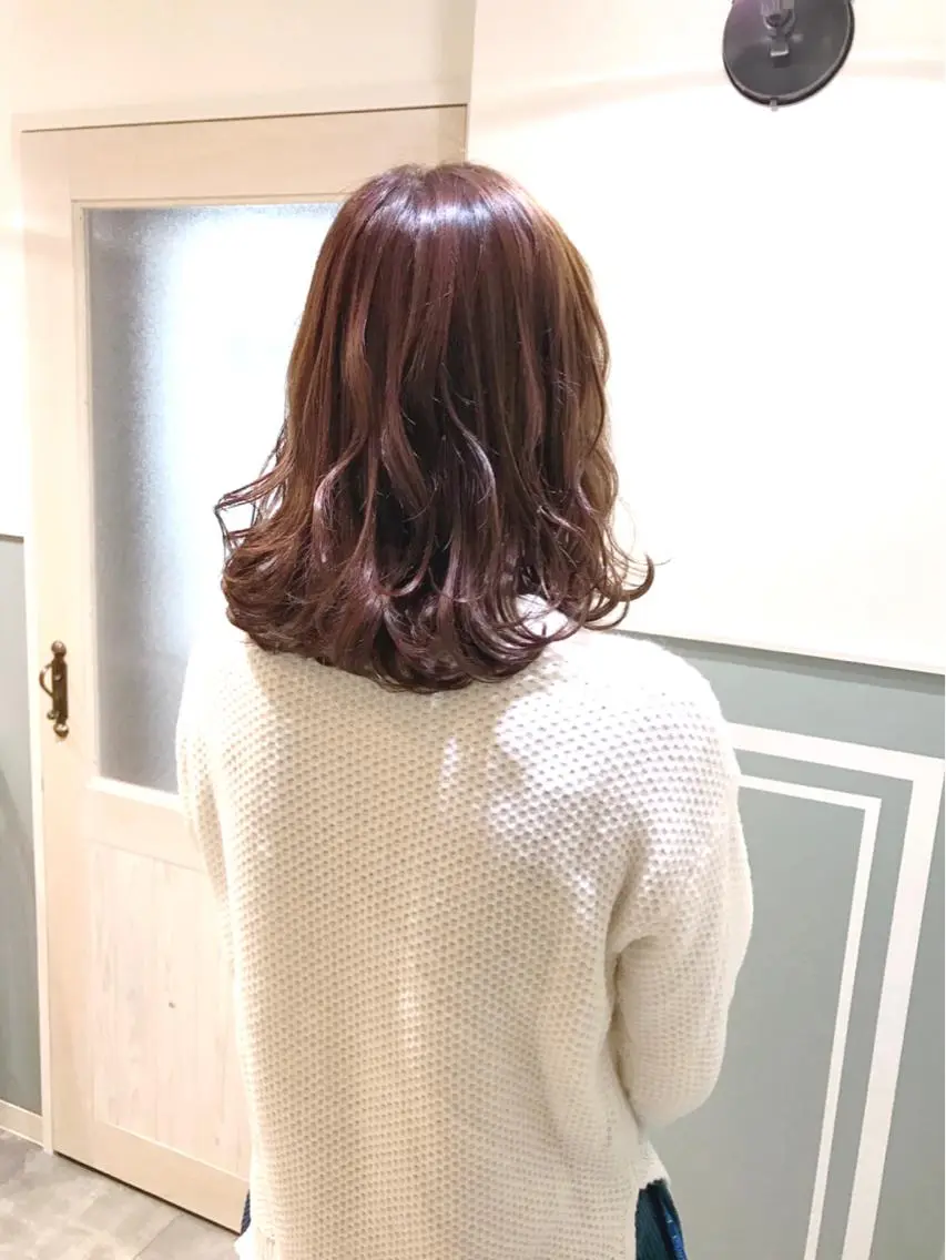 ミディアム カラー ピンクカラー ヤマナカ エリカのヘアスタイル