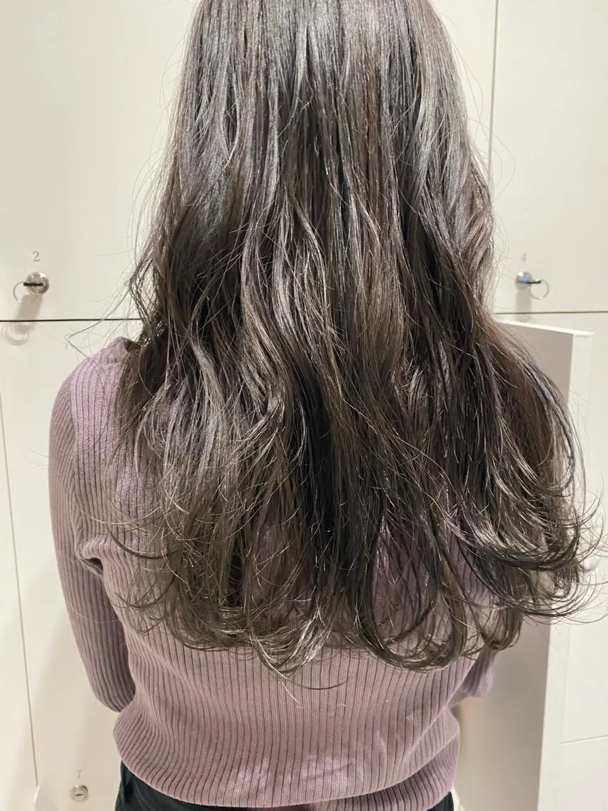 カラー アッシュ ベージュカラー ブリーチ ミキ stylistのヘアスタイル