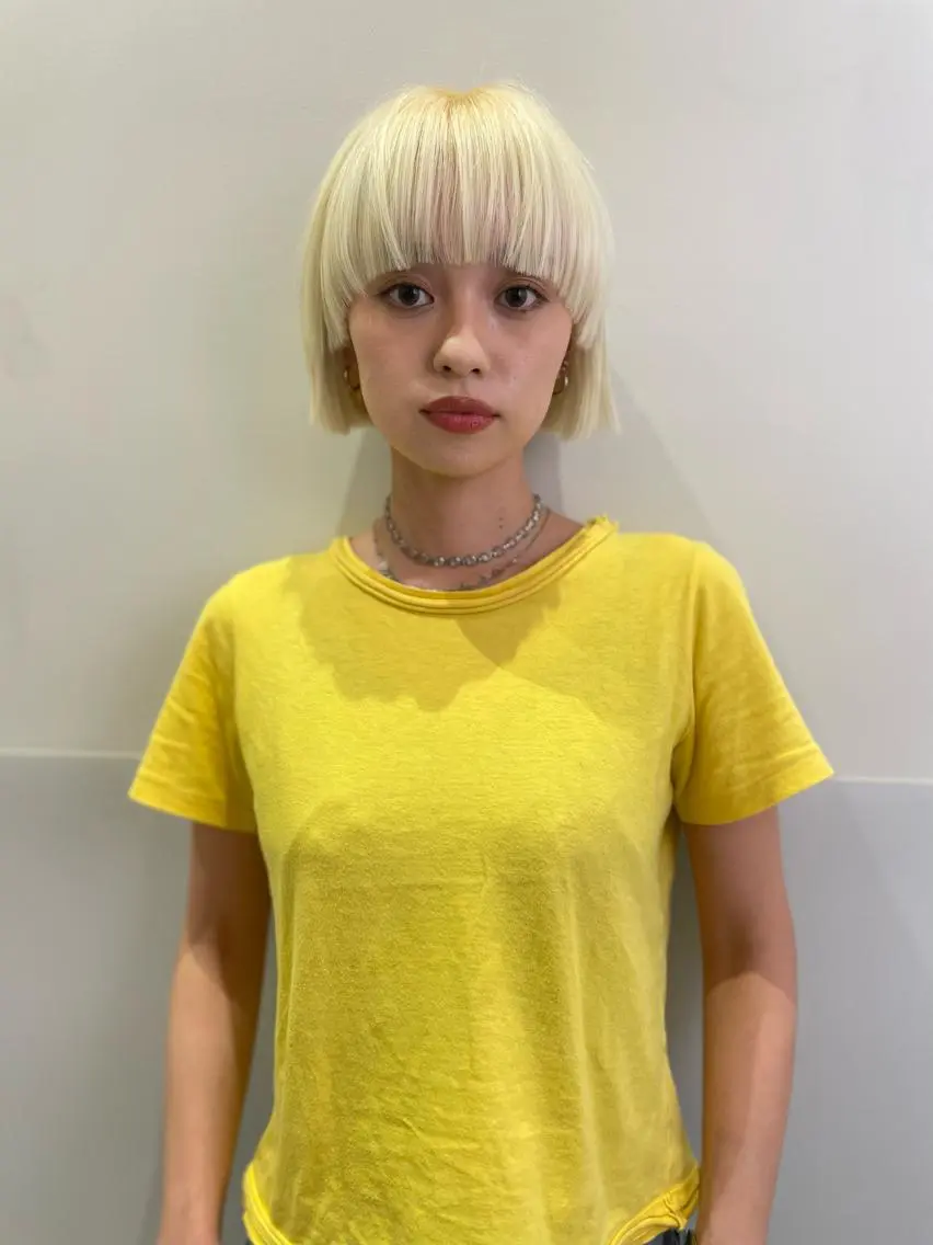 ショート カラー カット ヘアカラー トリートメント ブリーチ🧚 ボブ✍️レイヤーのヘアスタイル