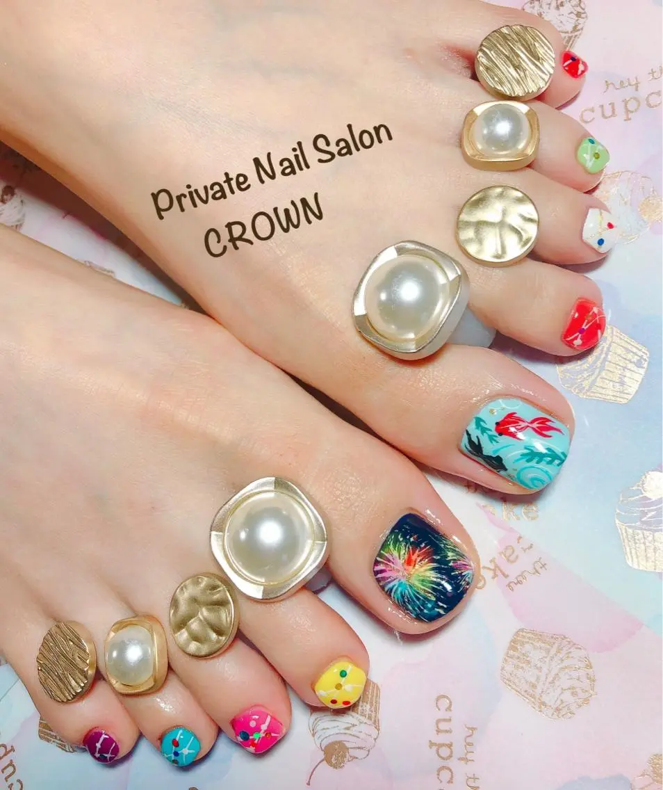 ネイル CROWN プライベートサロンのネイルデザイン