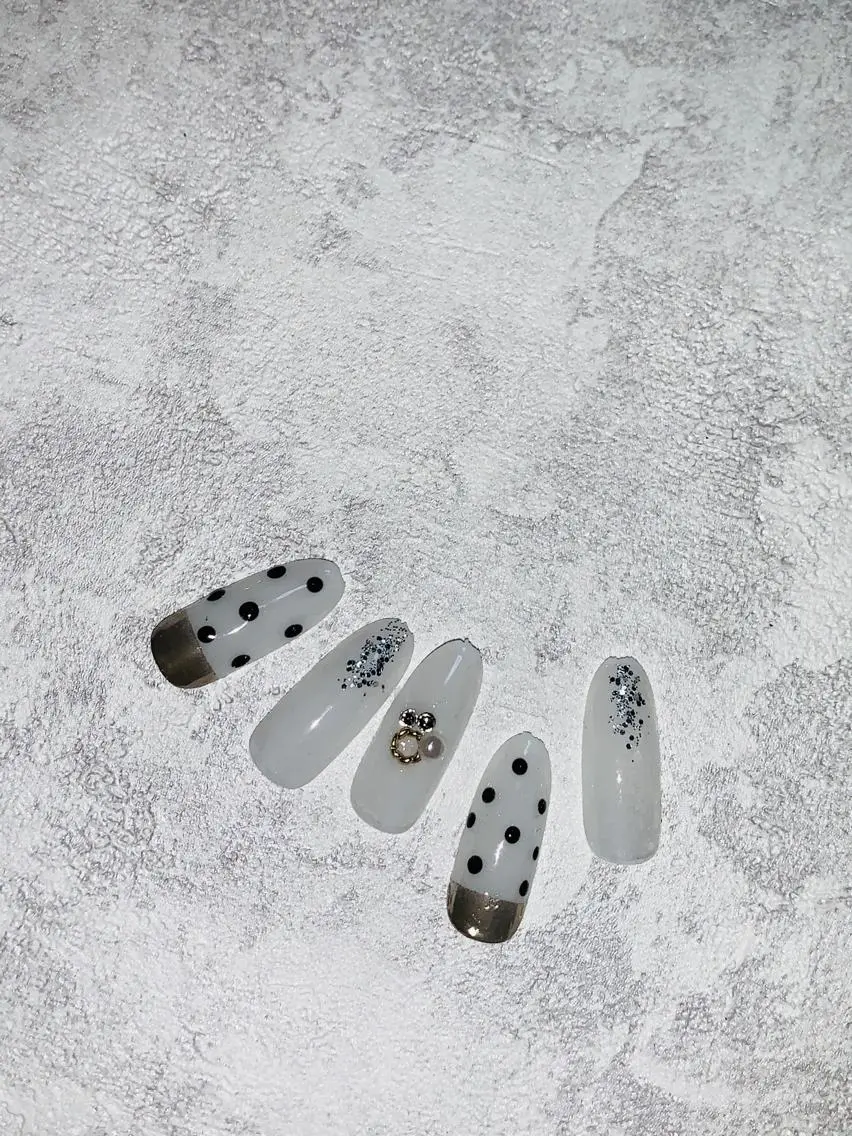 ネイル ハンドネイル M☆ NAILのネイルデザイン