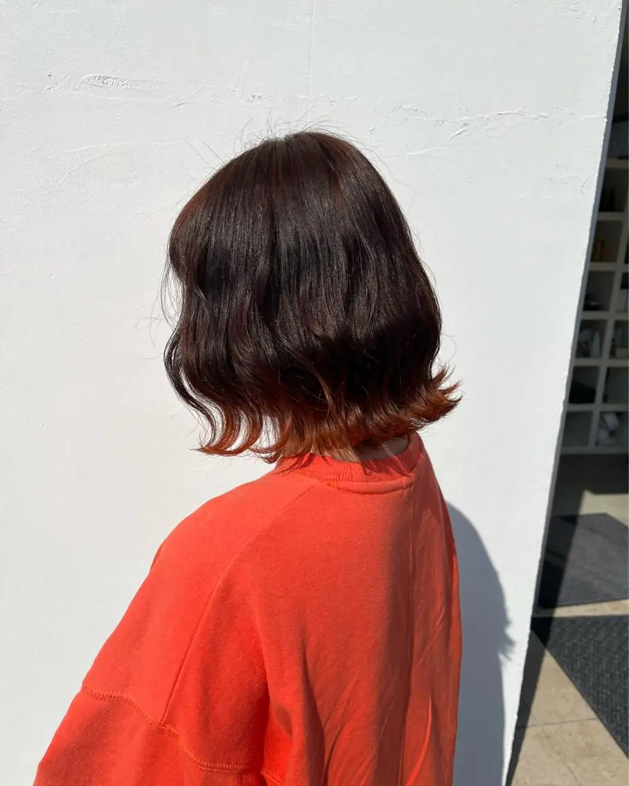 カラー 長山 茉白のヘアスタイル
