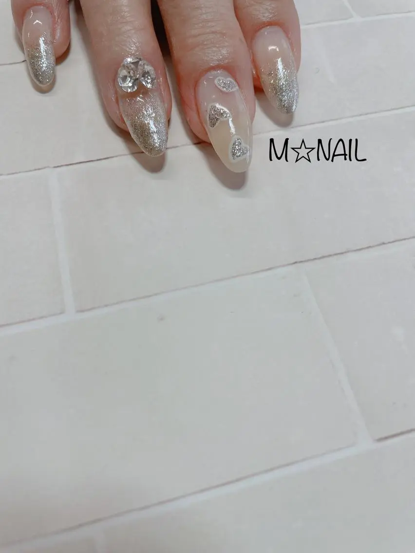 ネイル M☆ NAILのネイルデザイン