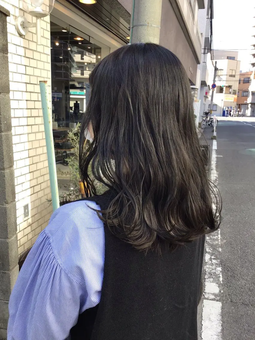 セミロング カラー カット ヘアカラー 生田 博紀のヘアスタイル