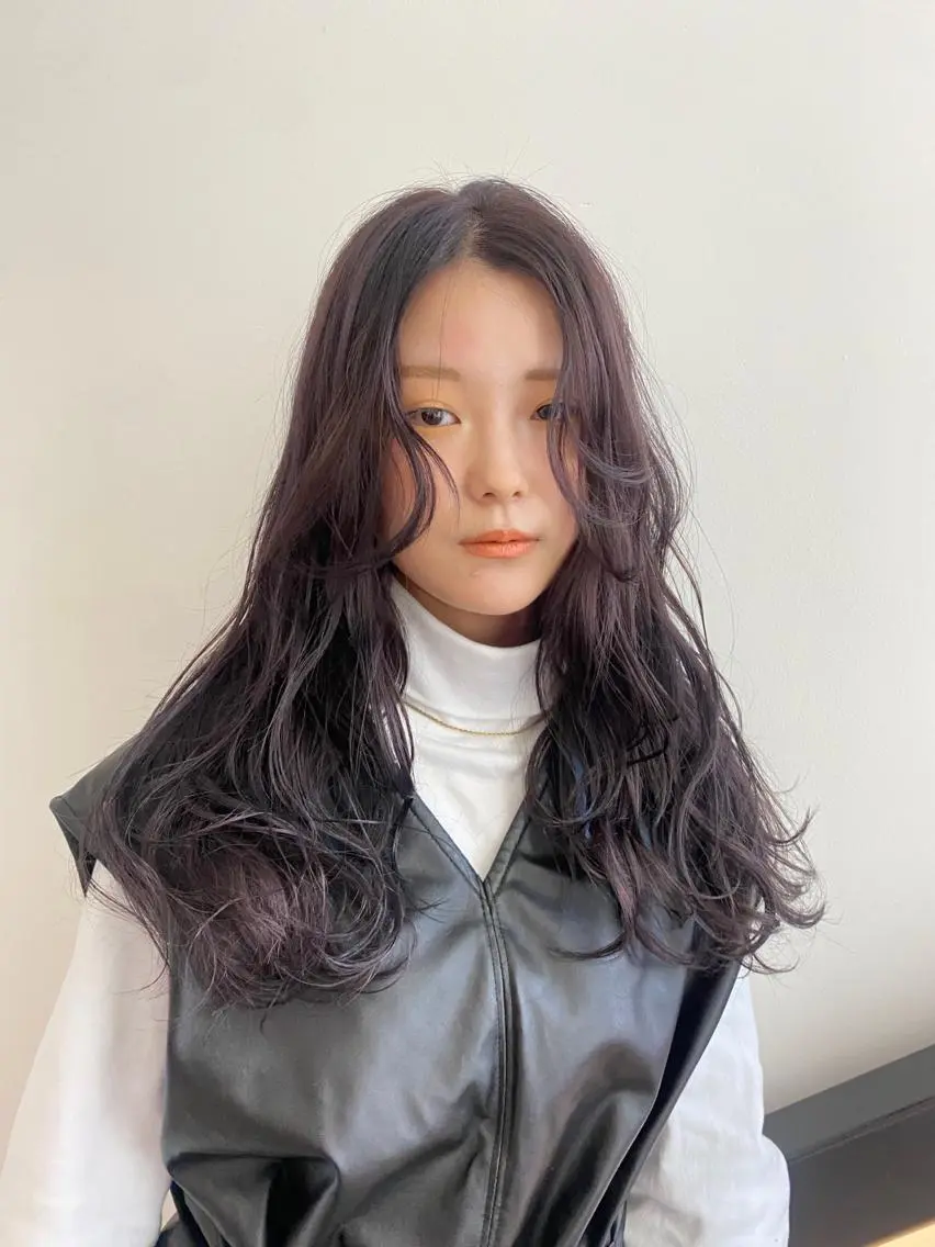 ロング カラー ブリーチ ラベンダーカラー ブリーチなしカラー 顔周りカット/透明感 カラー✂️MEIのヘアスタイル