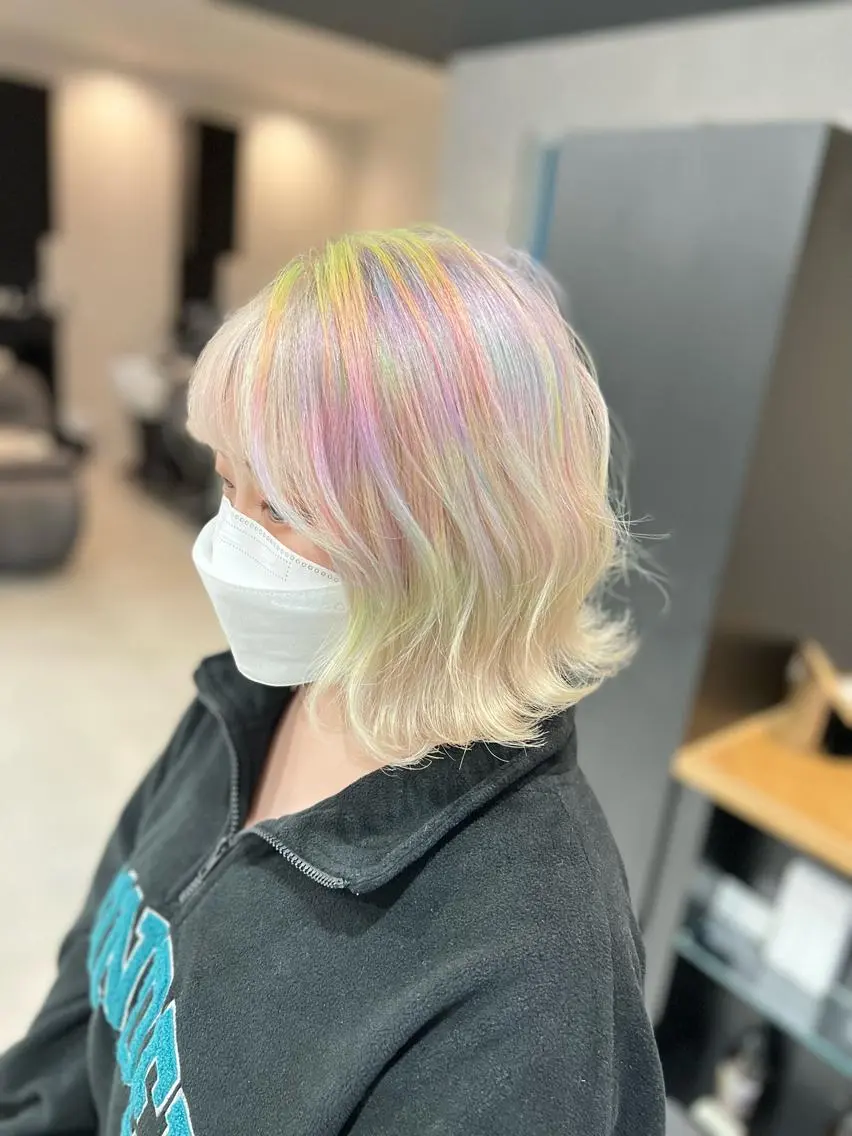 ミディアム カラー 宮地 崇文のヘアスタイル