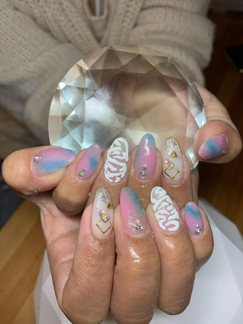ネイル LAVISH 大和店 🤱子連れ大歓迎のネイルデザイン