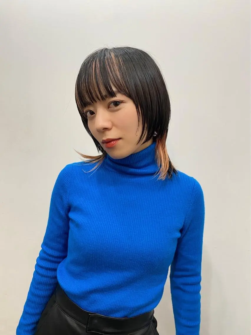 ミディアム カット ヘアカラー トリートメント ブリーチカラー急募✨ KENICHIのヘアスタイル