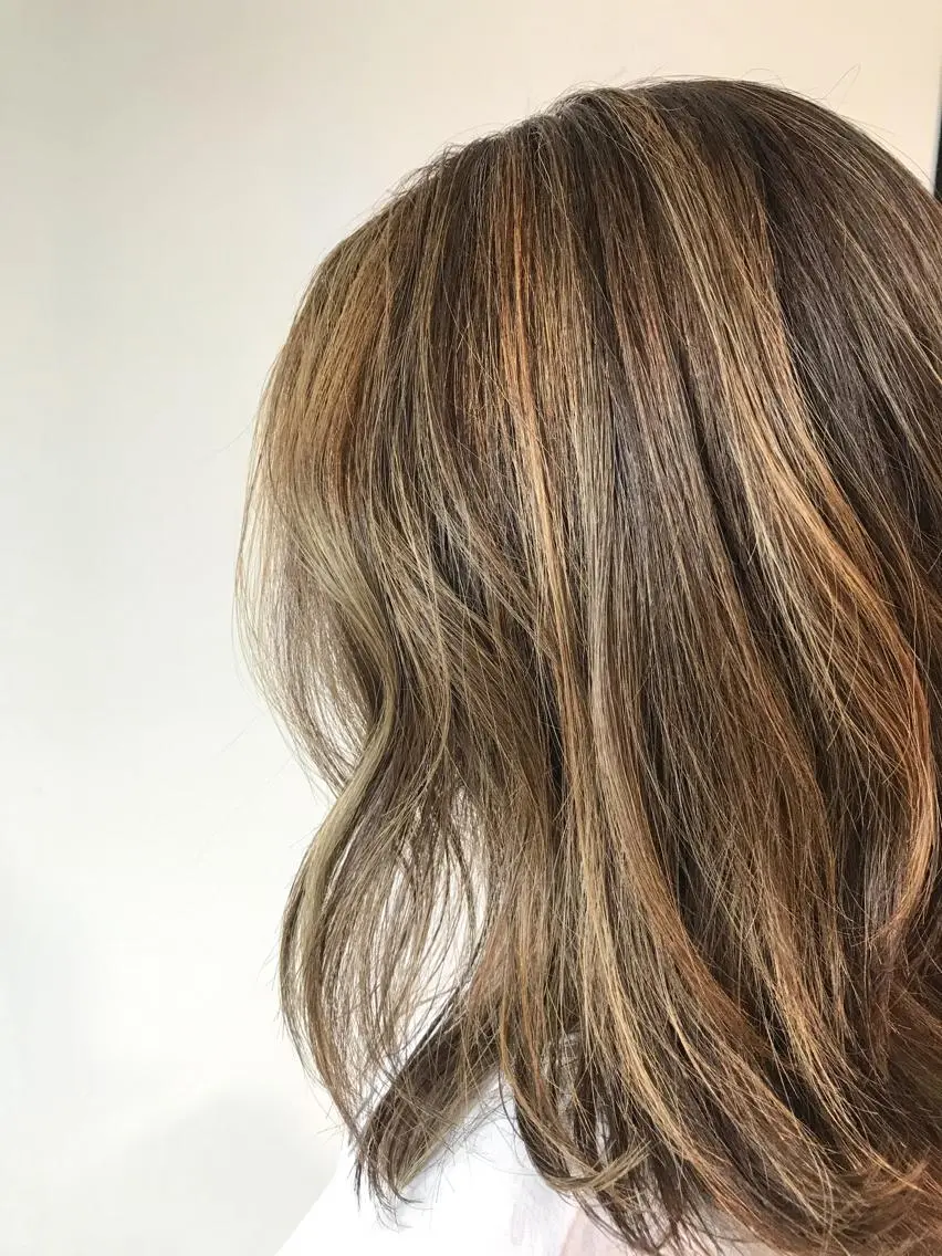 ミディアム カラー バレイヤージュ レイヤーカット ヘアカラー トリートメント 【似合わせカット】 松尾一気のヘアスタイル