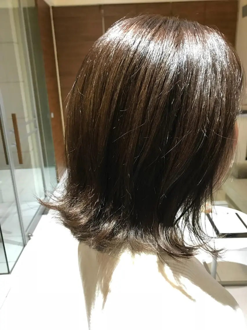 ショート カラー ハイライトカラー ハイライト 外ハネヘア 中塚 義人のヘアスタイル