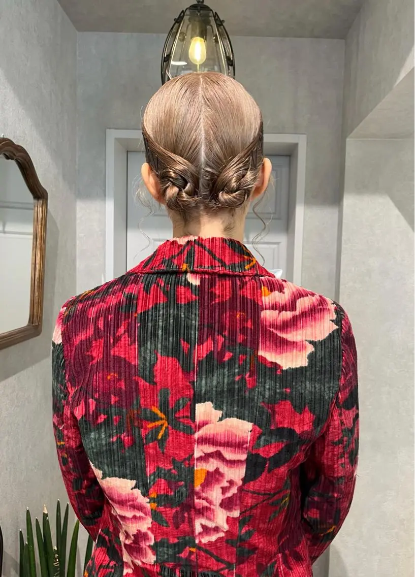 ミディアム ヘアアレンジ お団子ヘア ヘアセット ヘアセット🎀パーマ Tsubasaのヘアスタイル