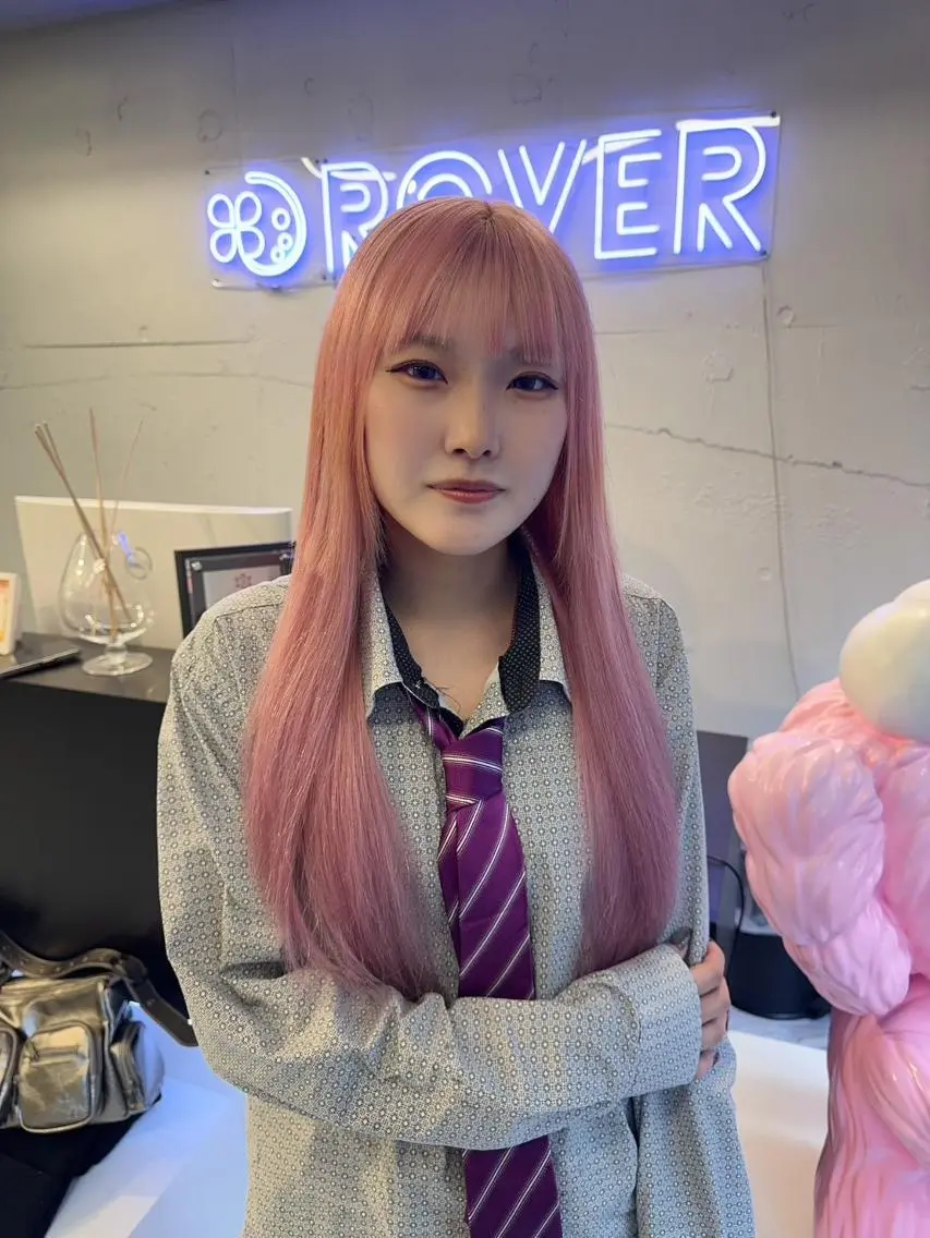 ロング カラー エクステ Rover 名古屋のヘアスタイル