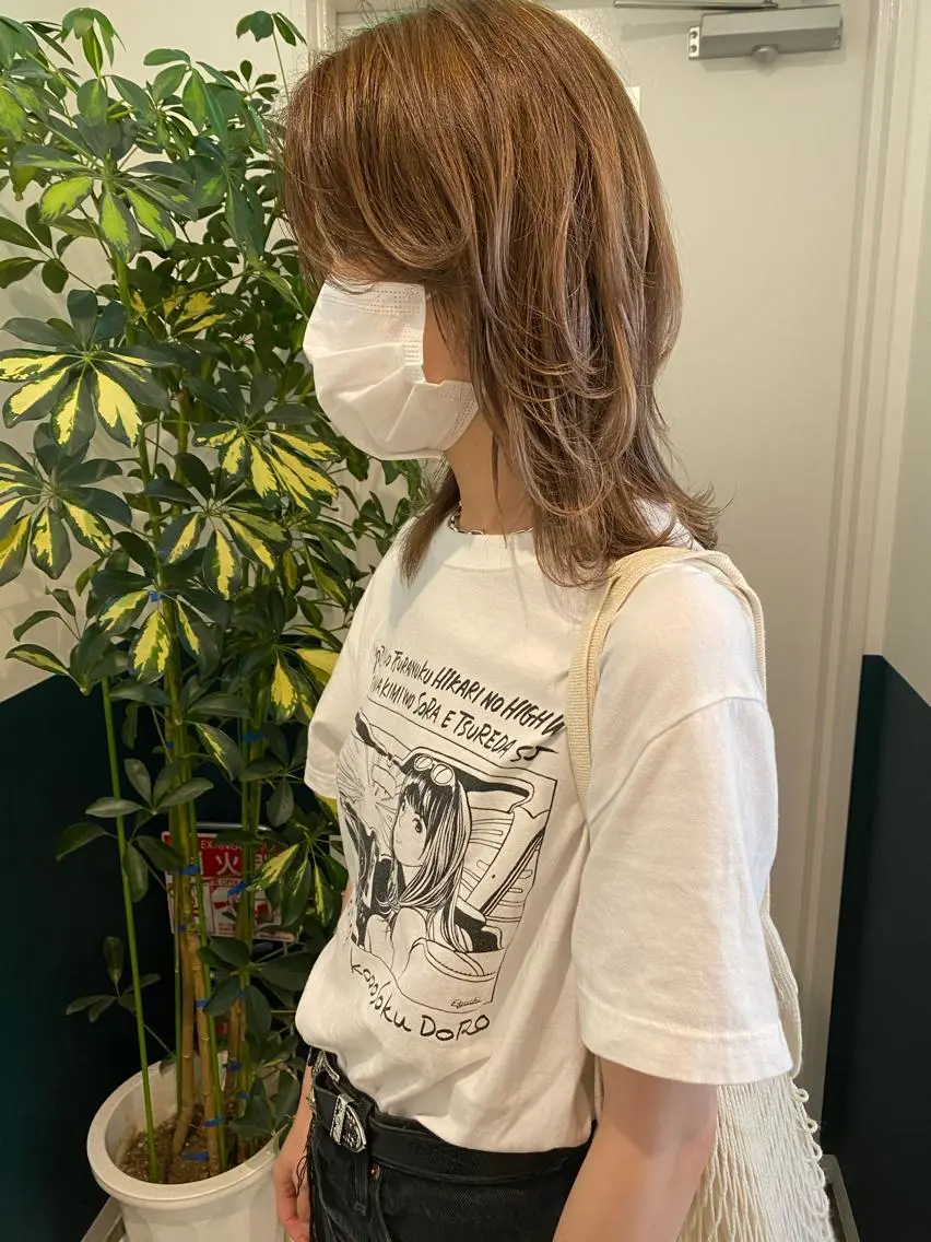 セミロング カラー ヘアアレンジ ベージュカラー ハイトーンカラー ハイトーンベージュ レイヤーカット fit stand /HIIRAGIのヘアスタイル