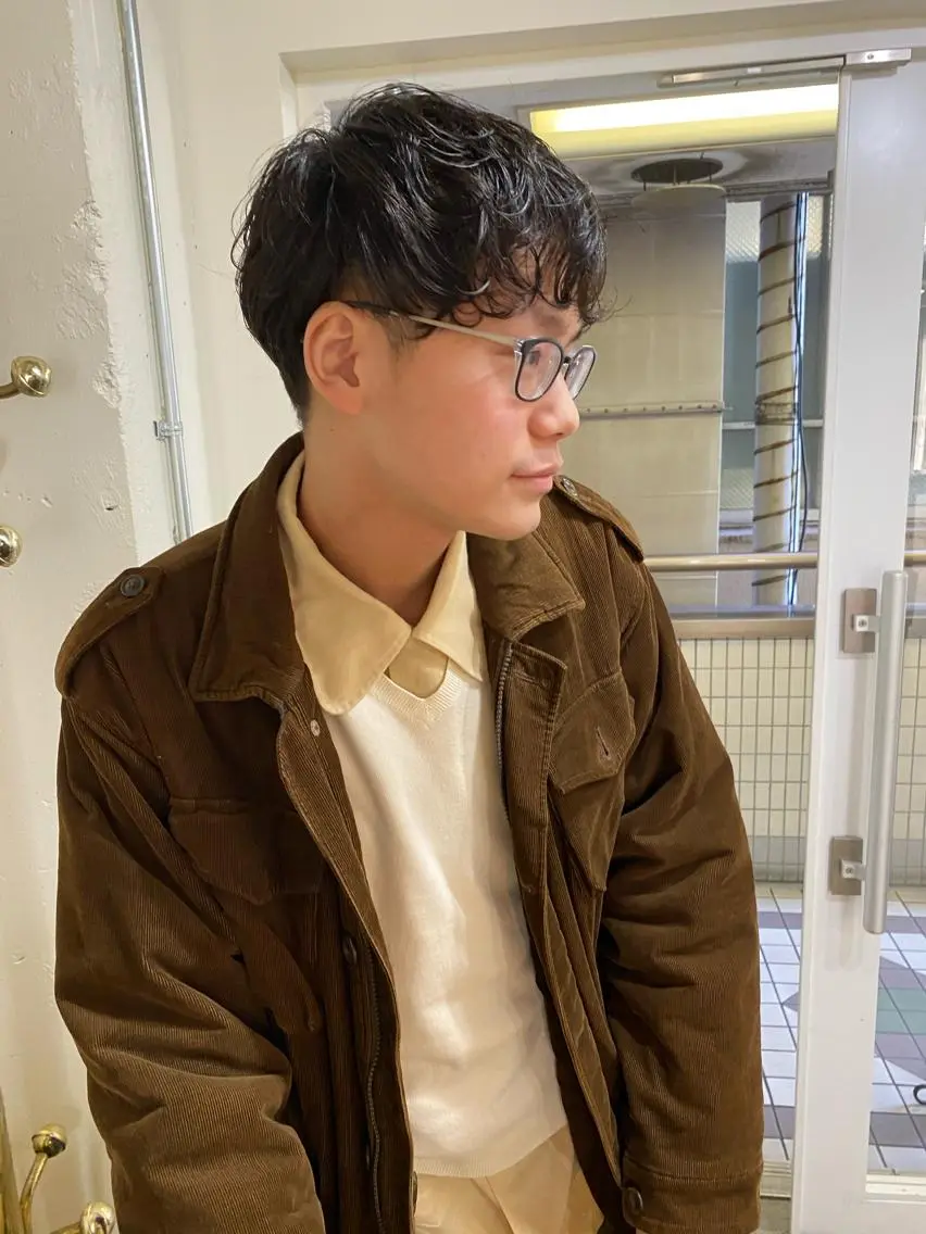 パーマ メンズ メンズ就活ヘア メンズパーマ カット パーマ トリートメント パーマ美容師 hanaのヘアスタイル