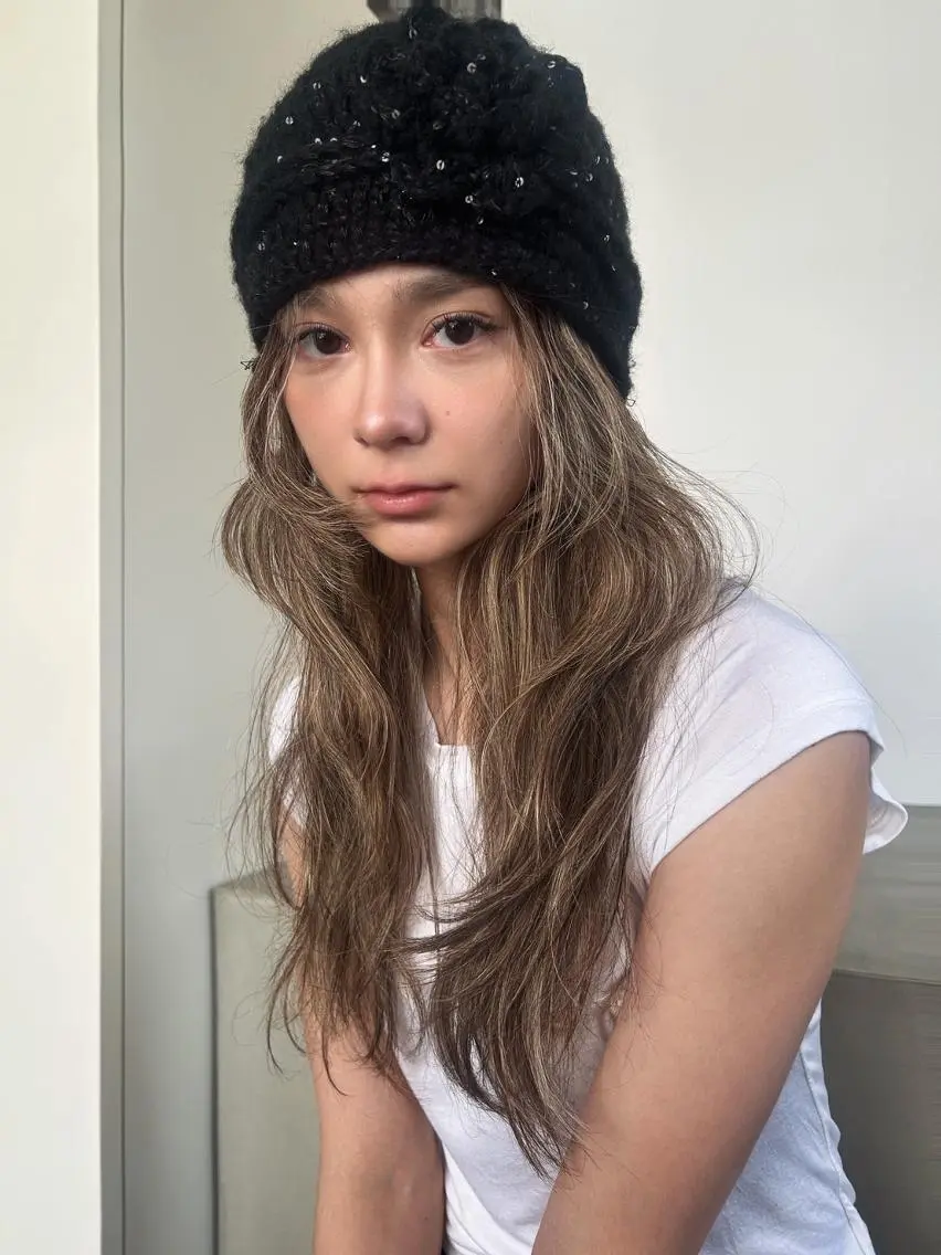 ミディアム カラー パーマ ミディアムパーマ ダブルカラー グラデーションカラー ハイライトカラー イルミナカラー カット ヘアカラー CEINEloq 学芸大学のヘアスタイル