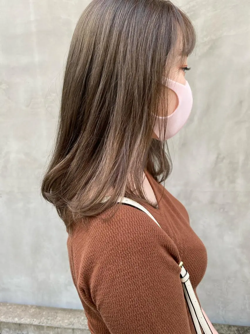セミロング カラー パーマ ヘアアレンジ メンズ キッズ ネイル マツエク・マツパ ベージュカラー インナーカラー/ KANAのヘアスタイル