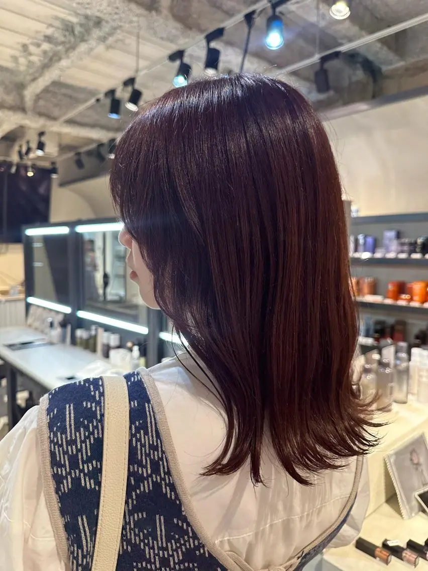 セミロング ［HOI］ ユウキのヘアスタイル