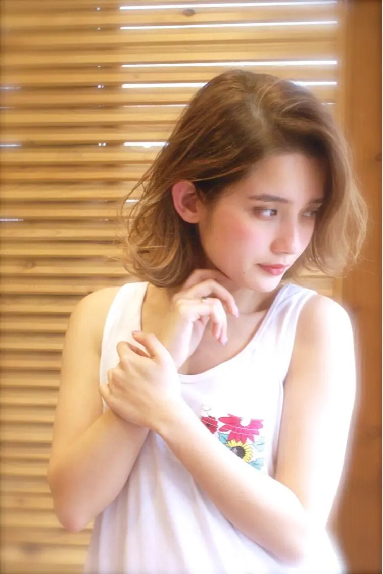 ミディアム カラー ボブ みうら ミウラのヘアスタイル
