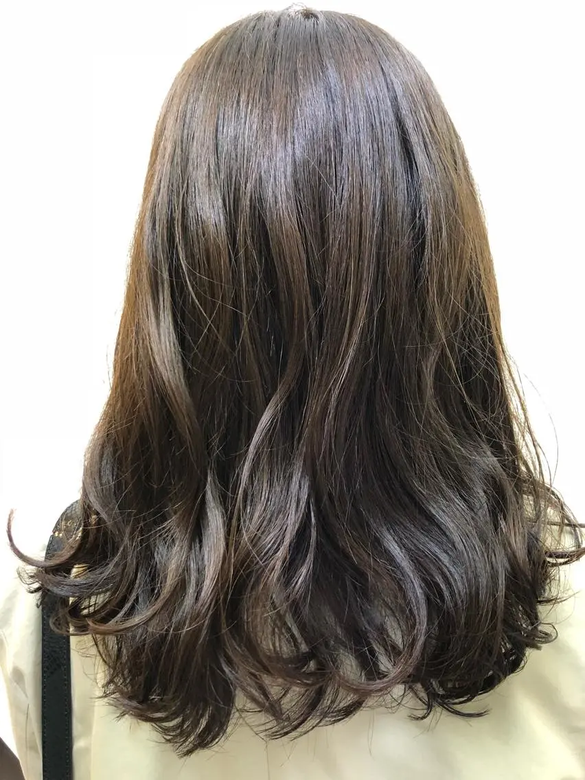 ロング ⭐️艶髪⭐️髪質改善 newi町田 山本のヘアスタイル