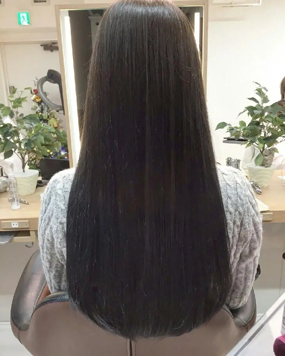 ロング カラー グレージュ 透明感ハイライト◎ 伊藤夏海のヘアスタイル