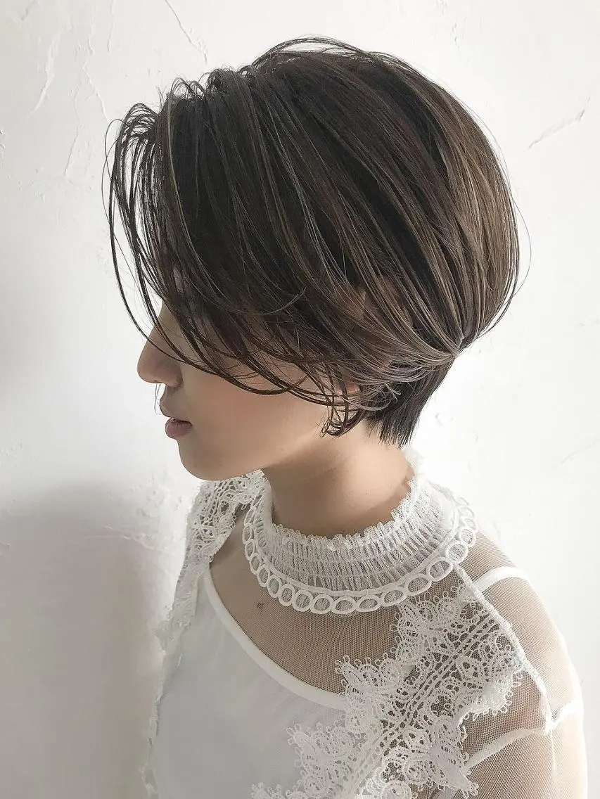 ショート ヘアカラー 大西成那 WILLOW京橋のヘアスタイル